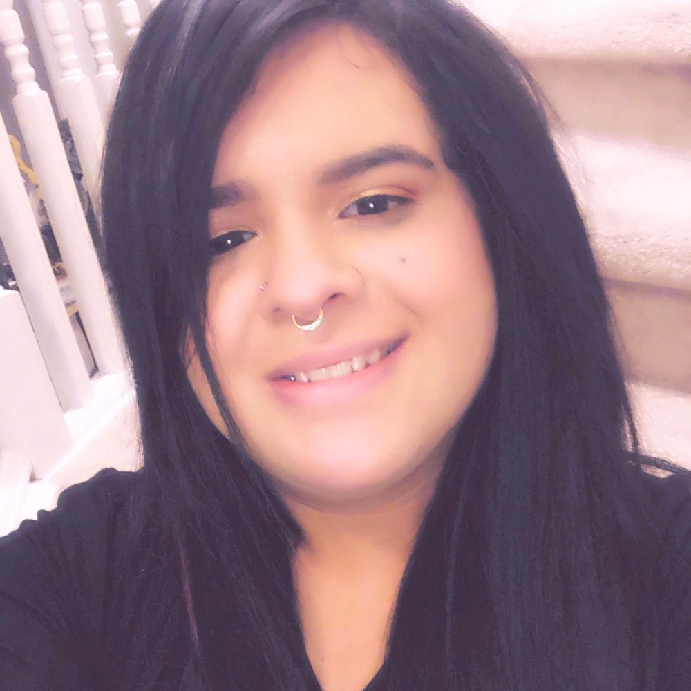 Meet your Posher, Gladis